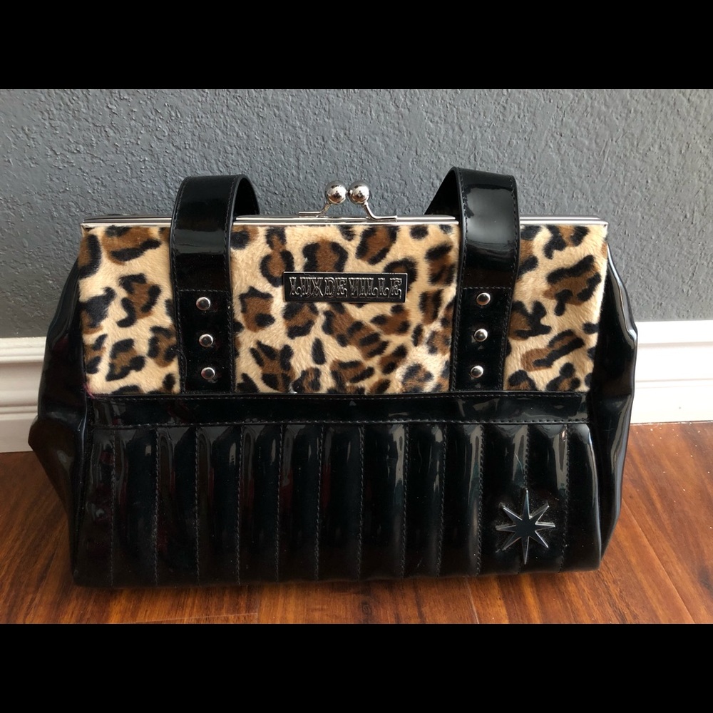Lux de ville purse